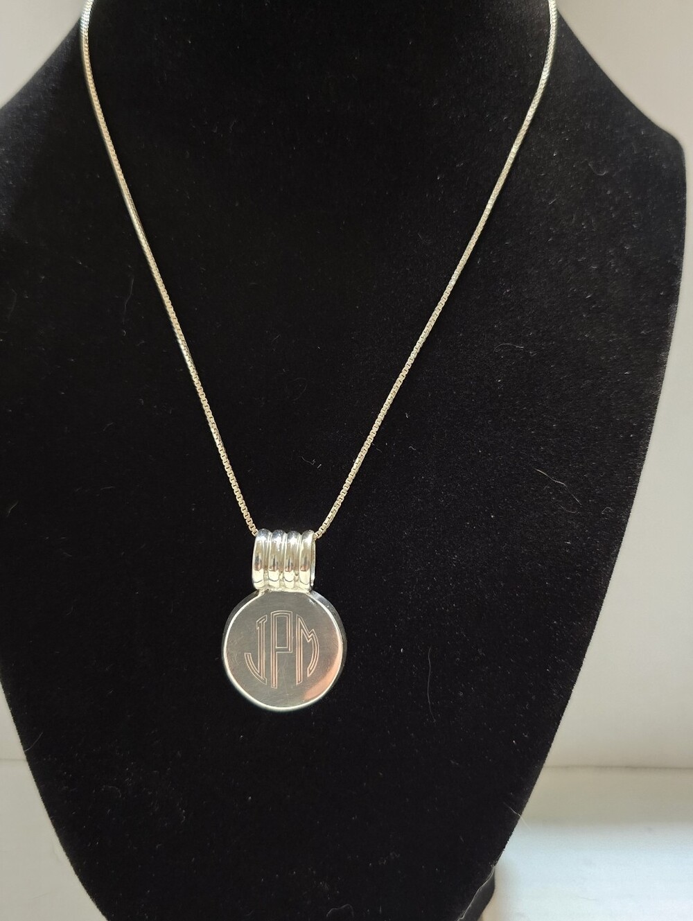 Vtg 'JPM' Initials Pendant On 18 Inch Sterling Box Link Necklace Italy 13.5g